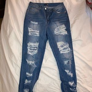 Fashion Nova Ripped Mom Jeans